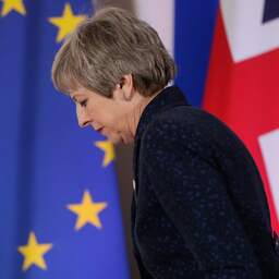 Negentien dagen tot Brexit: May kraakt parlementsleden en krijgt kort uitstel