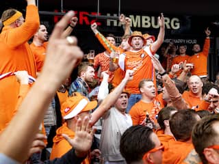 Na 16 jaar reizen fans weer massaal naar Oranje: 'Nieuw voor een hele generatie'