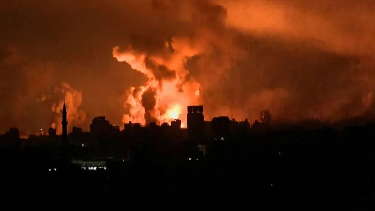 How Israel bombs Gaza every minute and plunges the region into darkness |  outside