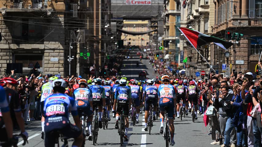 Bekijk hier de actuele koerssituatie in de vijfde etappe van de Giro