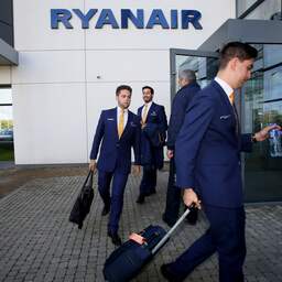 Piloten winnen van Ryanair: Ontslagen mogen niet doorgaan