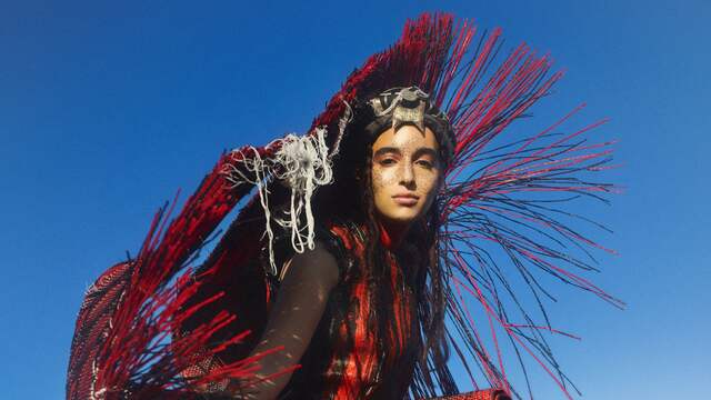 Creatie van Karim Adduchi uit de collectie She Knows Why the Caged Bird Sings, 2016.