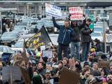 Protesten op vliegvelden VS na inreisverbod vluchtelingen