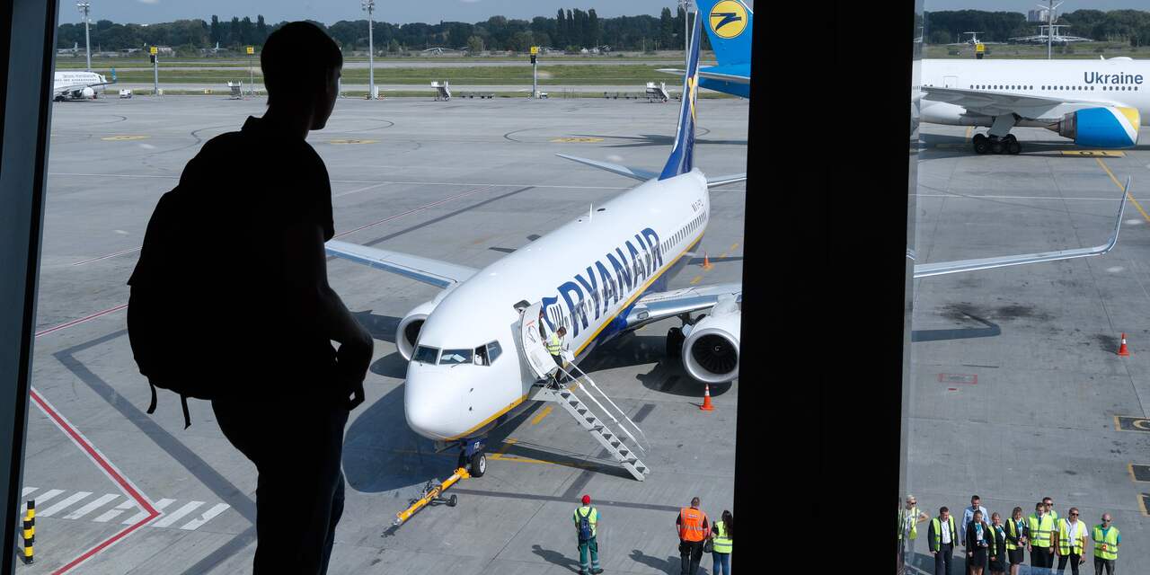 Ryanair stelt verwachte passagiersaantallen opnieuw naar beneden bij