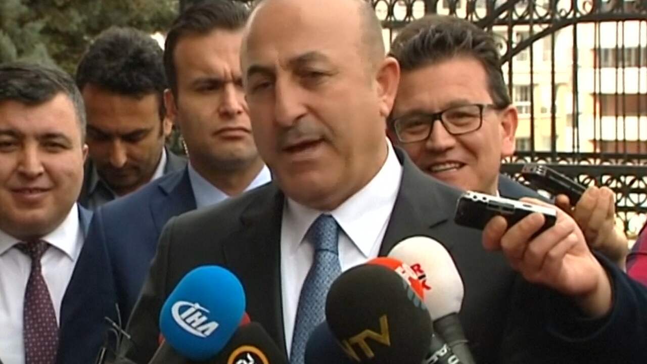 Beeld uit video: Turkse minister: 'Wij wijken niet voor fascist en racist Wilders'