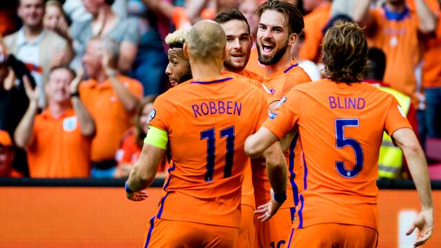 Liveblog Oranje: Verbazing over kleedkamervideo assistent Gullit (gesloten)
