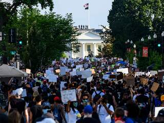 Recordopkomst bij demonstratie tegen racisme en politiegeweld in Washington