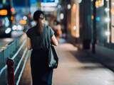 Twee op de drie jonge vrouwen zijn in 2020 weleens lastiggevallen op straat