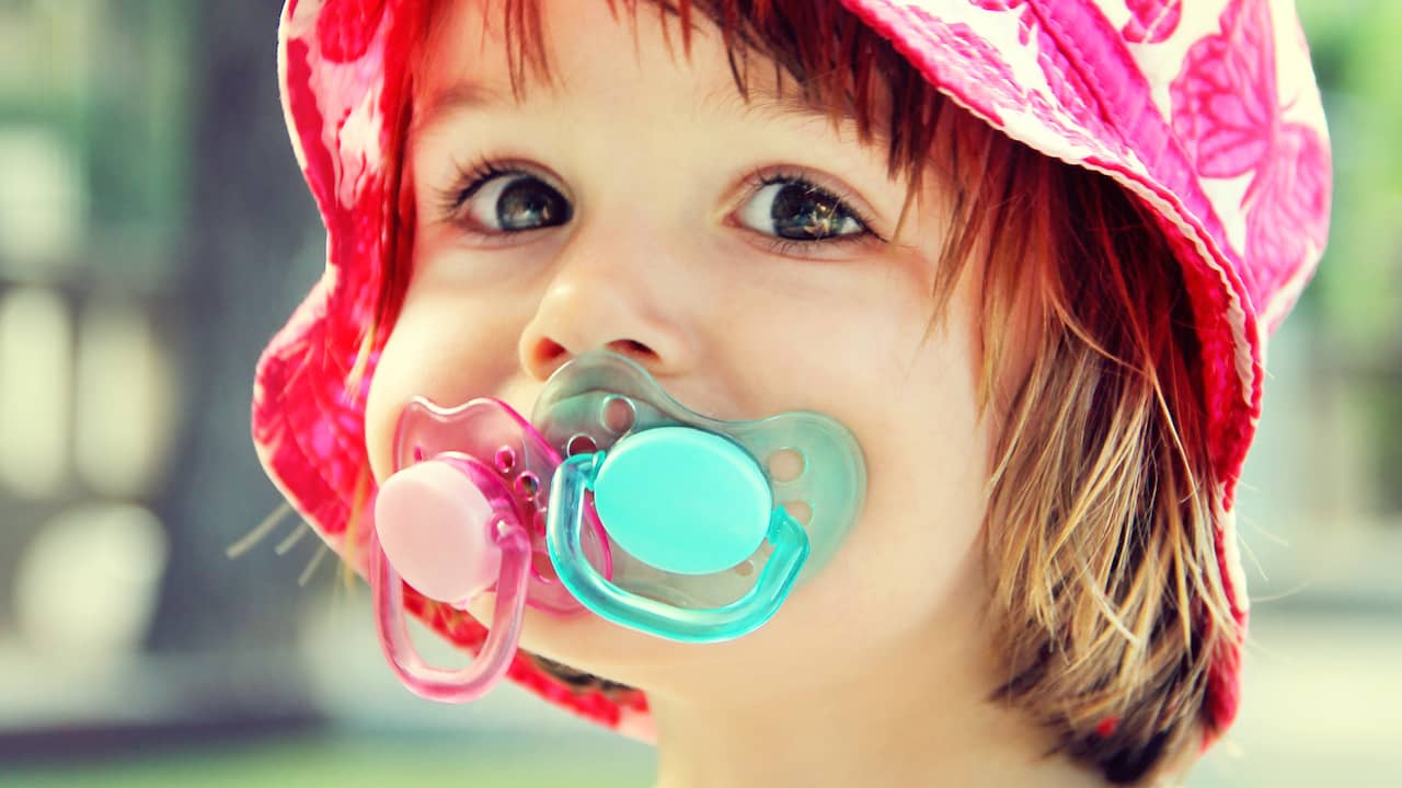 Meerdere Gevoelig voor vorst Mondgewoontes van je baby: zo voorkom je beugels, mondademen of snurken |  Kind & Gezin | NU.nl