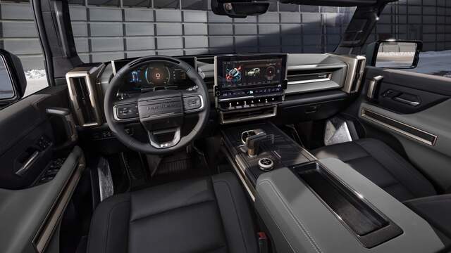 Het nieuwe interieur van de Hummer duidt in alle opzichten op een SUV van deze tijd.