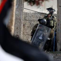 Israëlische beveiliging doodt gewapende Palestijn op Westelijke Jordaanoever