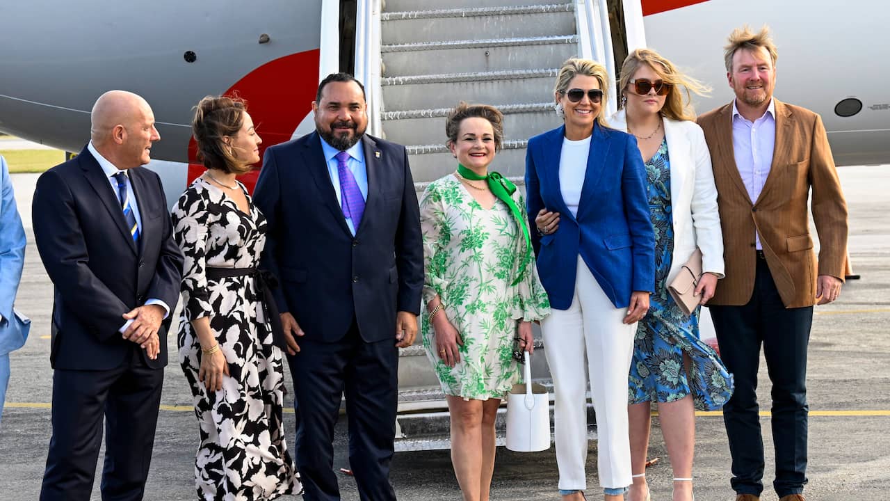 La coppia reale e Amalia sono arrivate a Bonaire per una visita ai Caraibi |  famiglia reale