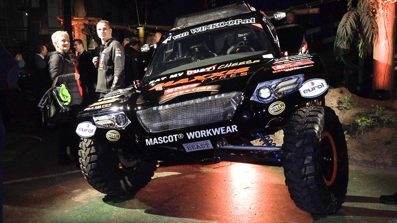 Coronel-broers tonen Dakar-auto: 'Dakar zwaarder dan Robinson'