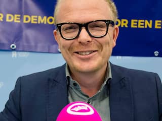 Jan Roos stapt op als politiek leider van Voor Nederland