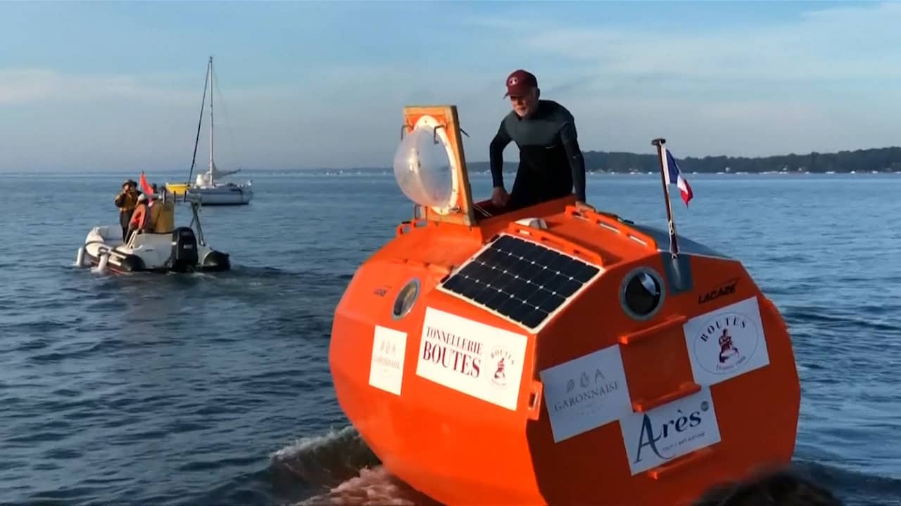 Beeld uit video: Fransman laat ton zien waarin hij oceaan gaat oversteken