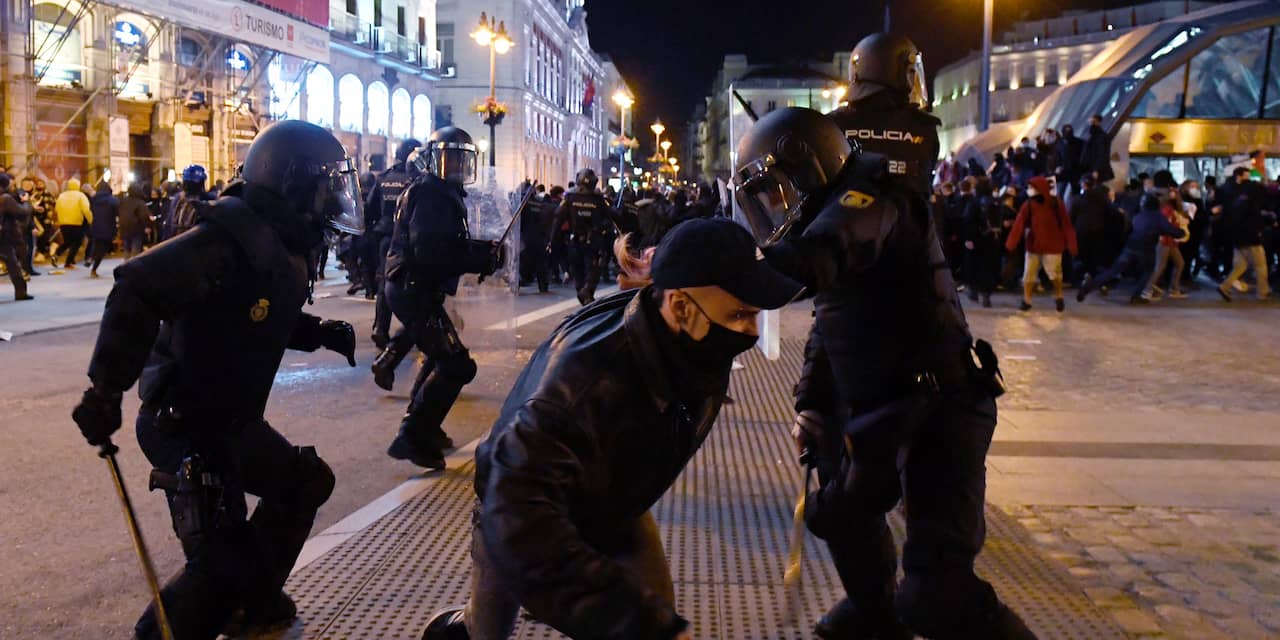 Tientallen gewonden bij nieuwe rellen in Spanje om arrestatie rapper