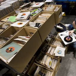 Muzieklabels klagen Internet Archive aan vanwege digitale 78 toerenplaten