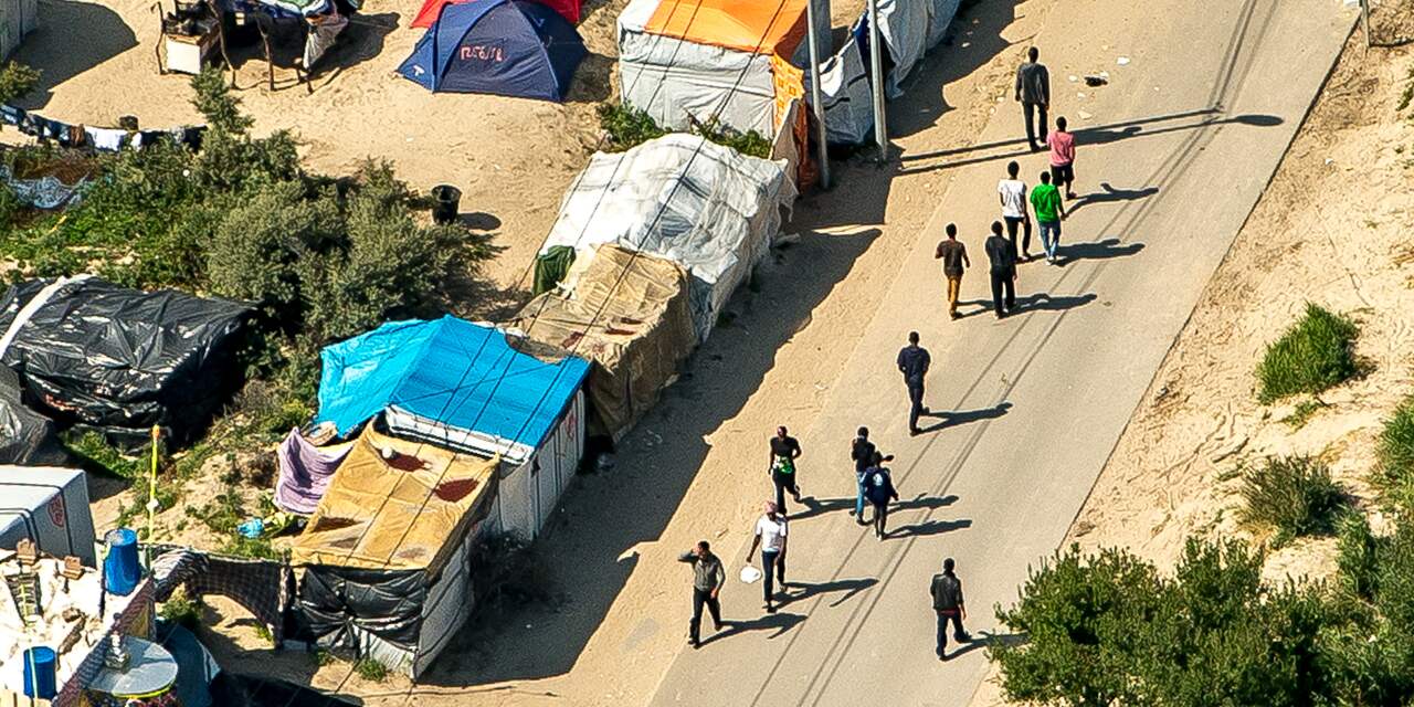 Calais krijgt muur langs Kanaaltunnel om migranten te weren