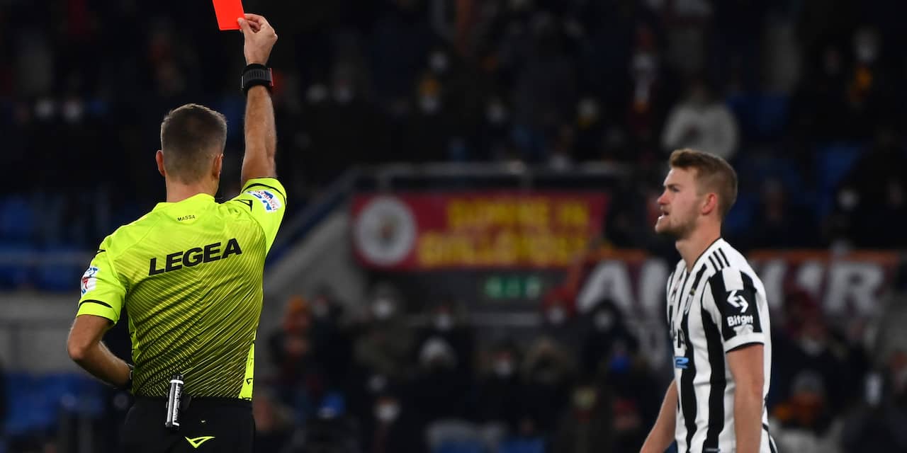 De Ligt veroorzaakt penalty en krijgt rood bij wonderlijke zege Juventus in Rome