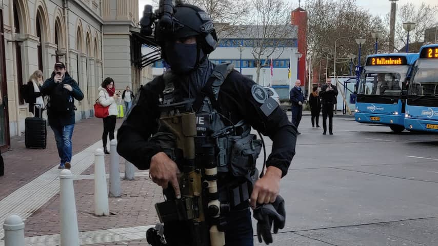 Gearresteerde mannen bommelding station Zwolle niet meer verdacht