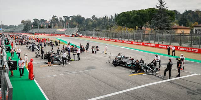 Formule 1 vervroegt kwalificatie in Imola wegens uitvaart ...