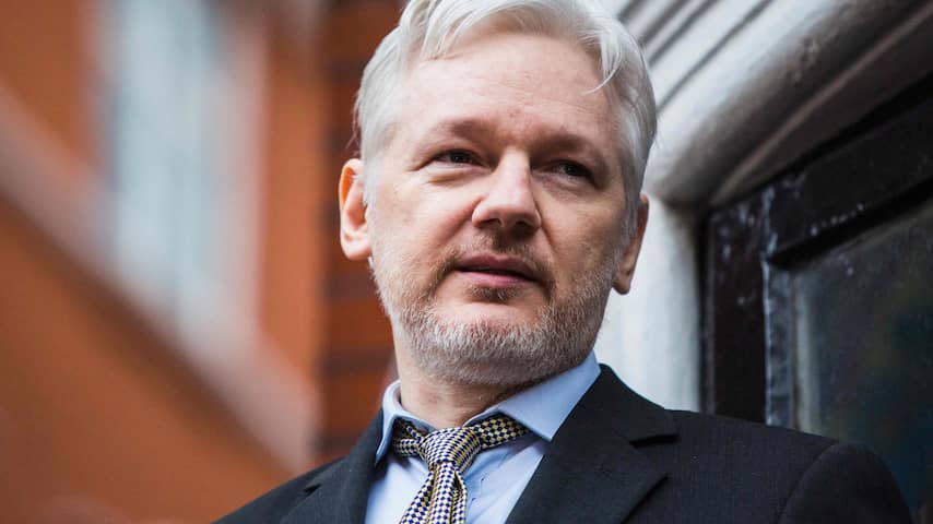 Assange wil politiek asiel in Frankrijk na intrekking verkrachtingszaak