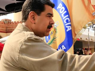 Zittende president Maduro mobiliseert eigen achterban in Venezuela