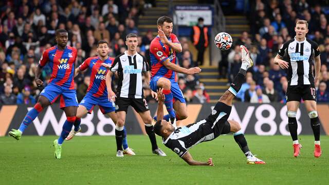 Callum Wilson scoorde met een prachtige omhaal.