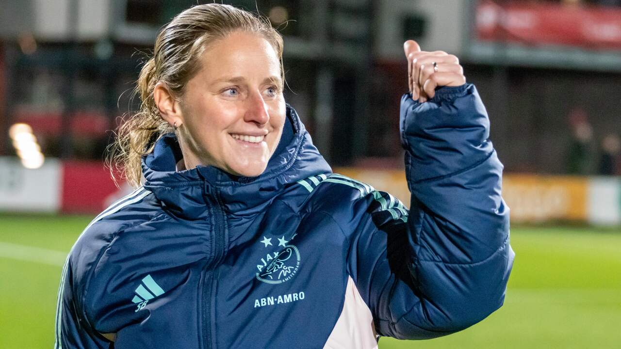 Ajax Women’s Coach Suzanne Bakker Prepares for Tough Champions League Battle Against Bayern Munich