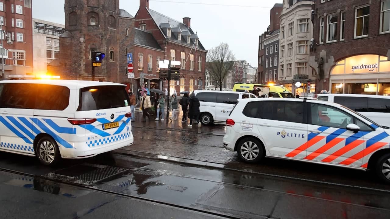 Metrostation Rokin Vrijgegeven Na Ontruiming, Niets Verdachts Gevonden ...