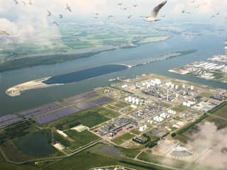 ‘Shell ontwikkelt zonne-energiepark in Moerdijk’.