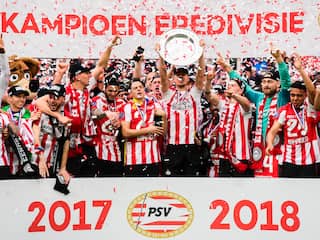 PSV voor 24e keer landskampioen na klinkende zege op Ajax