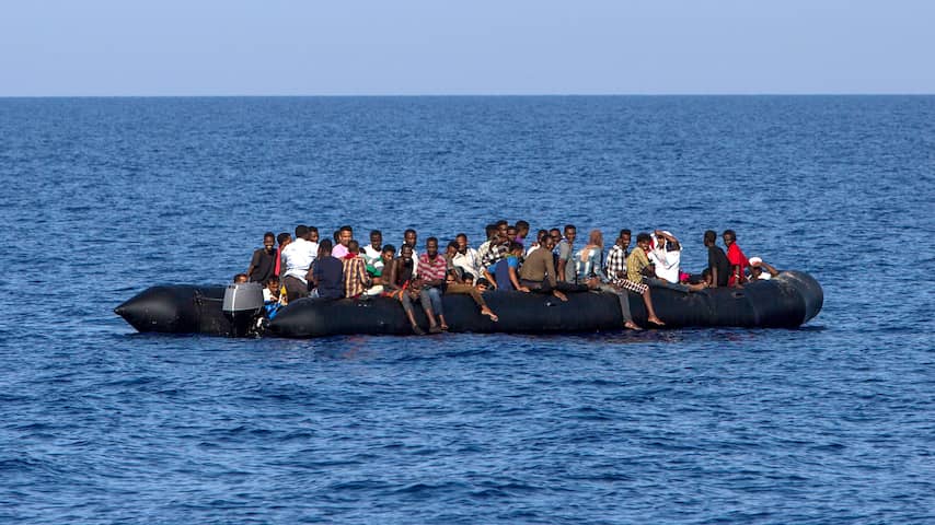 Ruim duizend migranten gered op Middellandse Zee