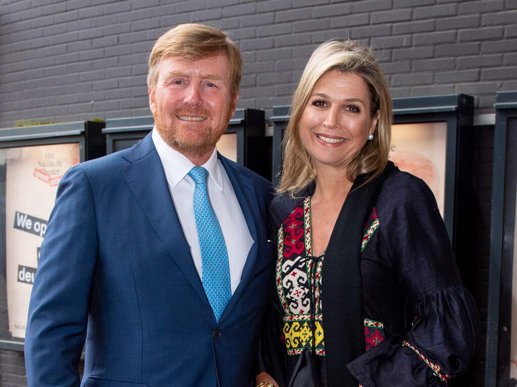 Koning En Koningin Schenden Anderhalvemeterregel Op Vakantie Nu Het Laatste Nieuws Het Eerst Op Nu Nl