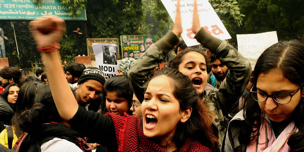 Dodental rellen India opgelopen tot 37, kritische rechter overgeplaatst