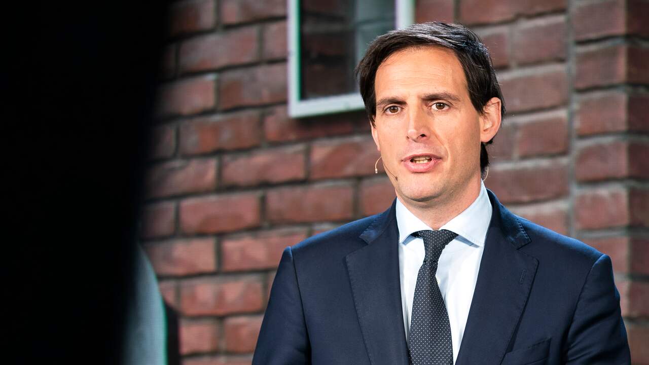 Beeld uit video: Hoekstra wordt minister én partijleider: is dat te combineren?