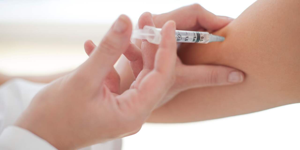 Privékliniek geeft gratis vaccinaties hepatitis B