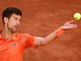 Djokovic eenvoudig langs Wawrinka in Rome, Swiatek boekt 25e zege op rij