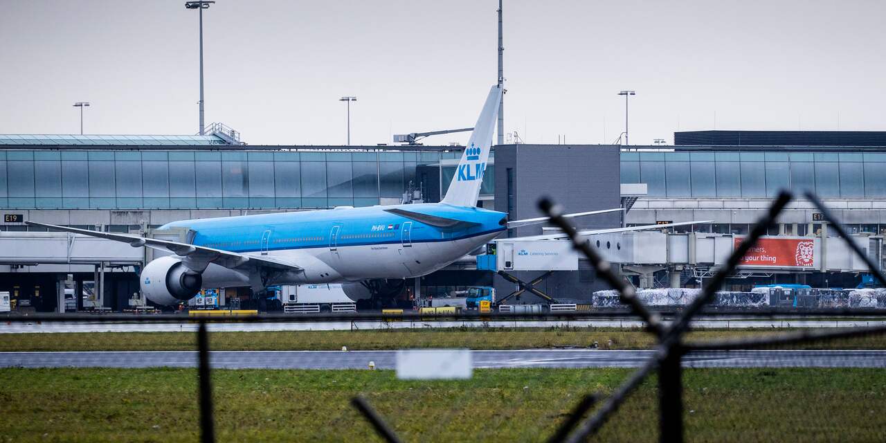 Ruim honderd mensen die niet voldeden aan testeisen KLM-vlucht achtergebleven in Johannesburg