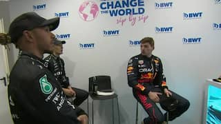 Verstappen, Russell en Hamilton lachen om strategie Ferrari