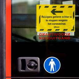 RIVM: Blootstelling aan corona kan via zwevende druppels, maar risico onbekend
