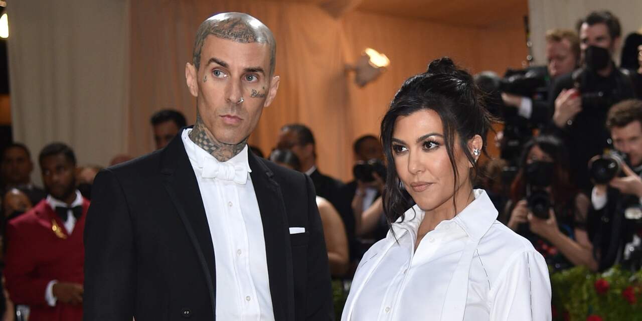 Kourtney Kardashian en Travis Barker nu ook voor de wet getrouwd