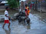 Dodental door overstromingen in Zuid-Azië loopt op tot tweehonderd
