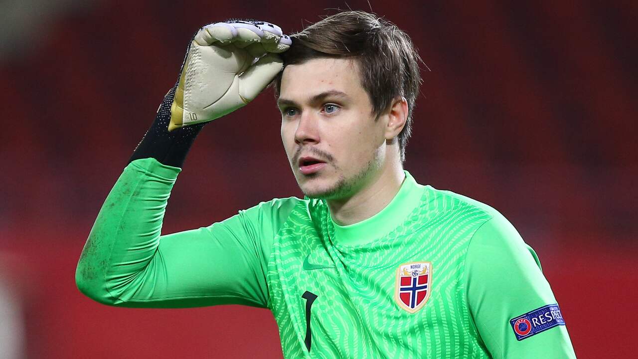 FC Groningen huurt de Noorse keeper Per Kristian Bratveit tot het einde van het seizoen.