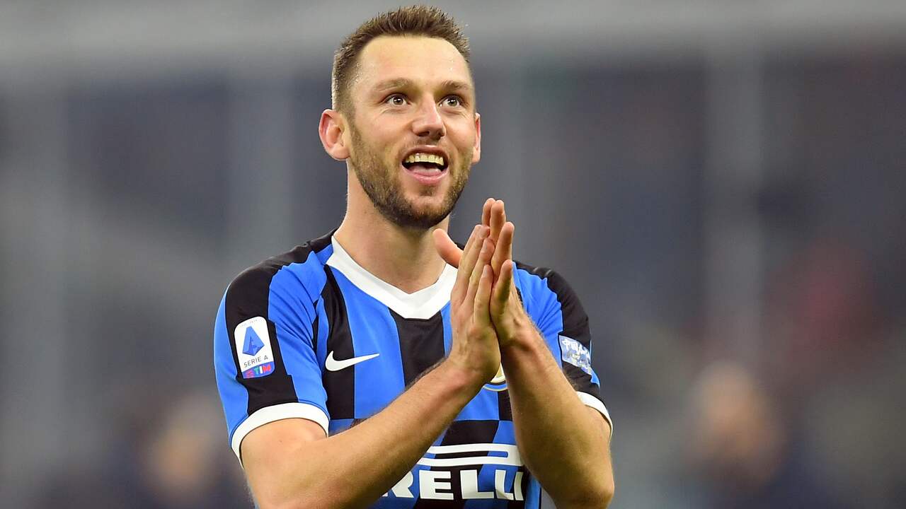 De Vrij Spreekt Van Onvergetelijke Herinnering Na Treffer In Milanese Derby Nu Het Laatste Nieuws Het Eerst Op Nu Nl