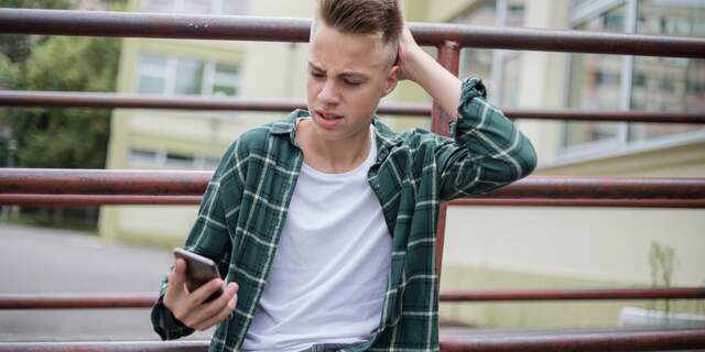 Smartphone, malware, phishing