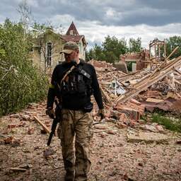 Russische troepen voeren bombardementen in Donetsbekken verder op