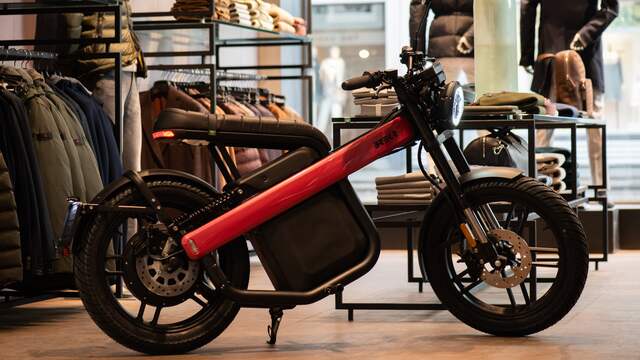 Brekr blijft bewust weg uit de scooterzaken en kiest voor andere verkoopkanalen.