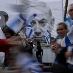 Netanyahu moet kiezen tussen val regering en stilstand Israël: dit speelt er