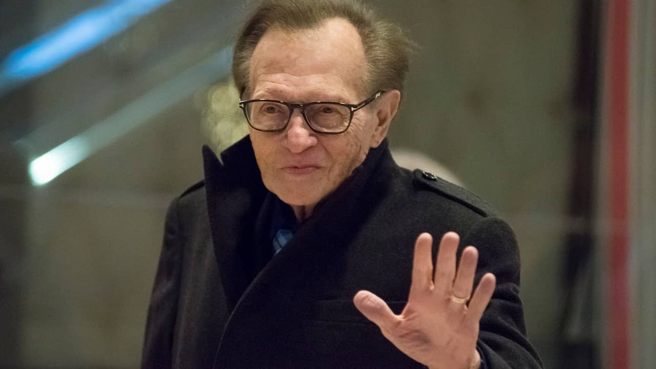 Wife Larry King goes to court for will she does not state |  NOW